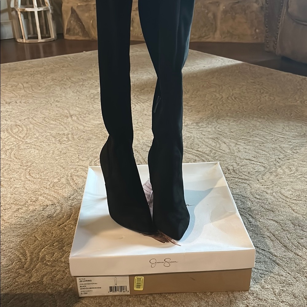Elegant Black Women's Boots